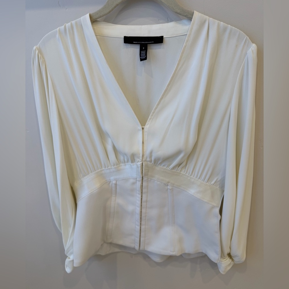 White House Black Market Cream V-Neck Long Sleeve Blouse